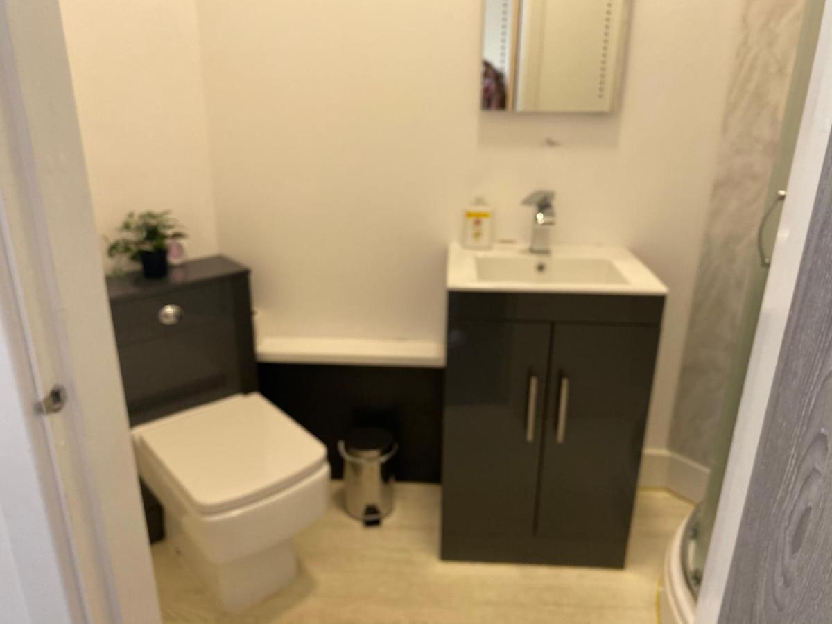 ווייקפילד 2A Spv Double En-Suite Room מראה חיצוני תמונה